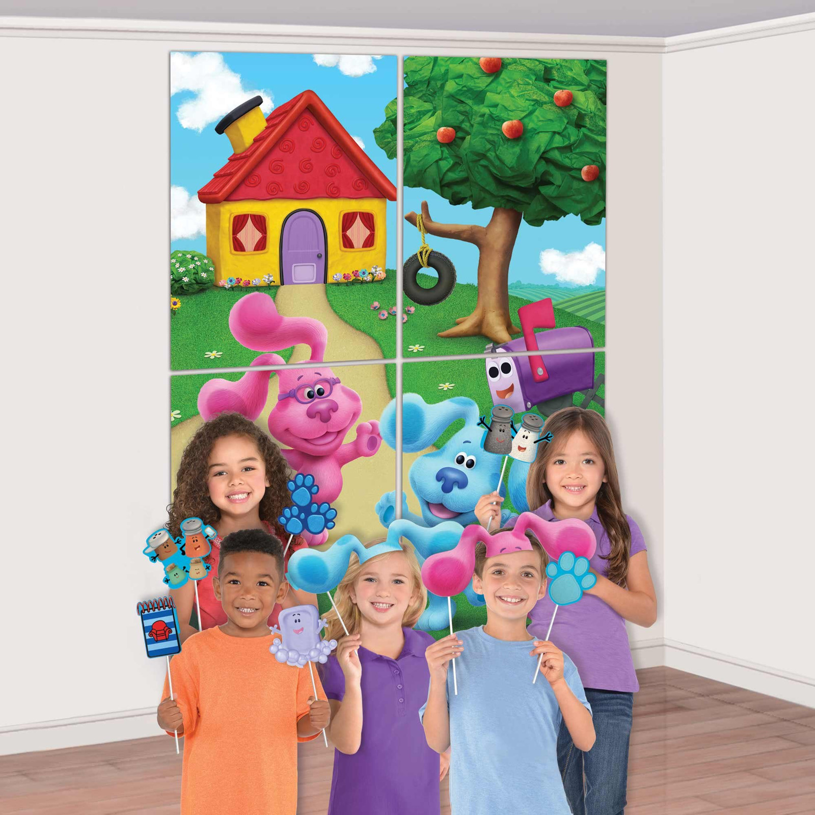 Blue's Clues Scene Setter With Photo Props