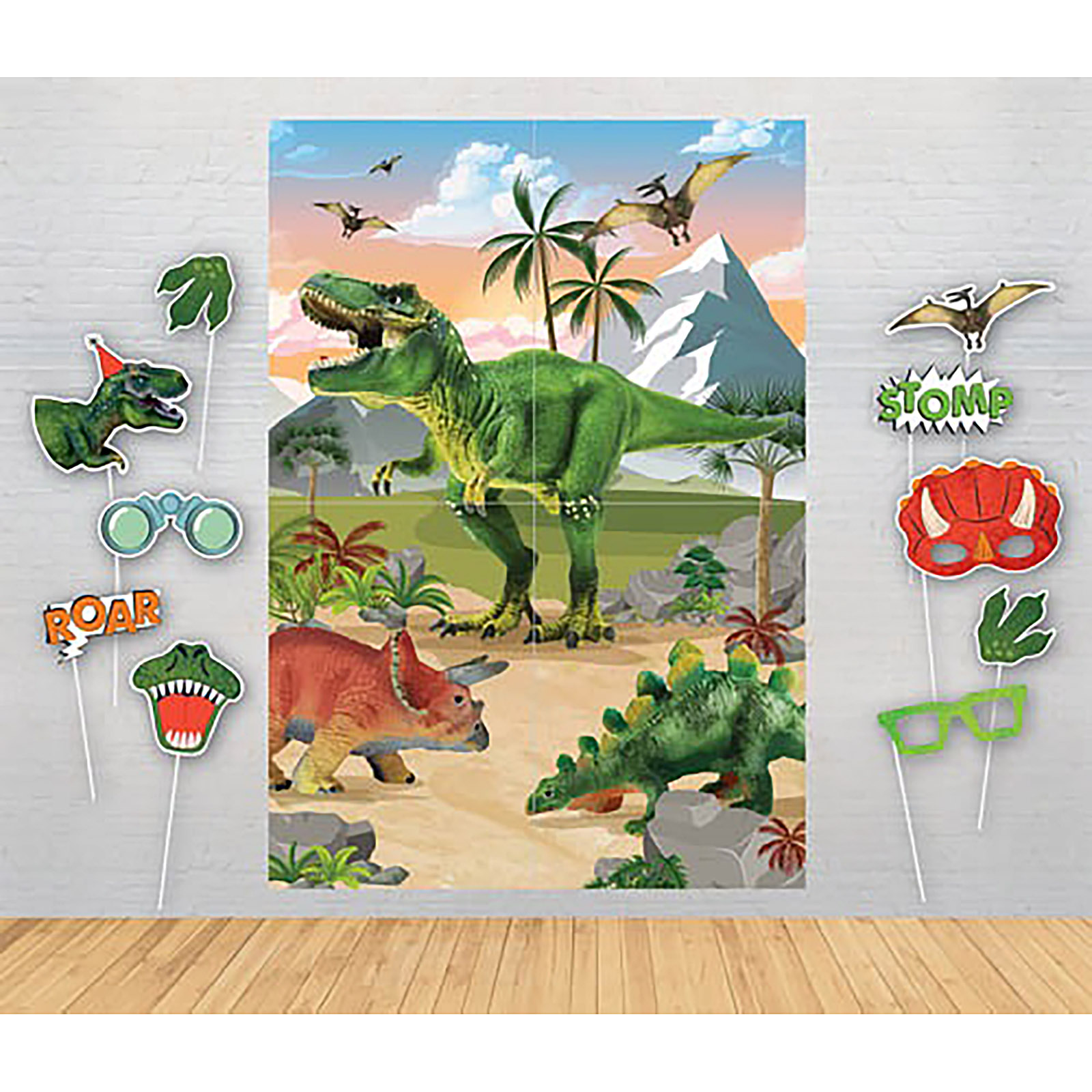 Dinosaur Scene Setter With Photo Props