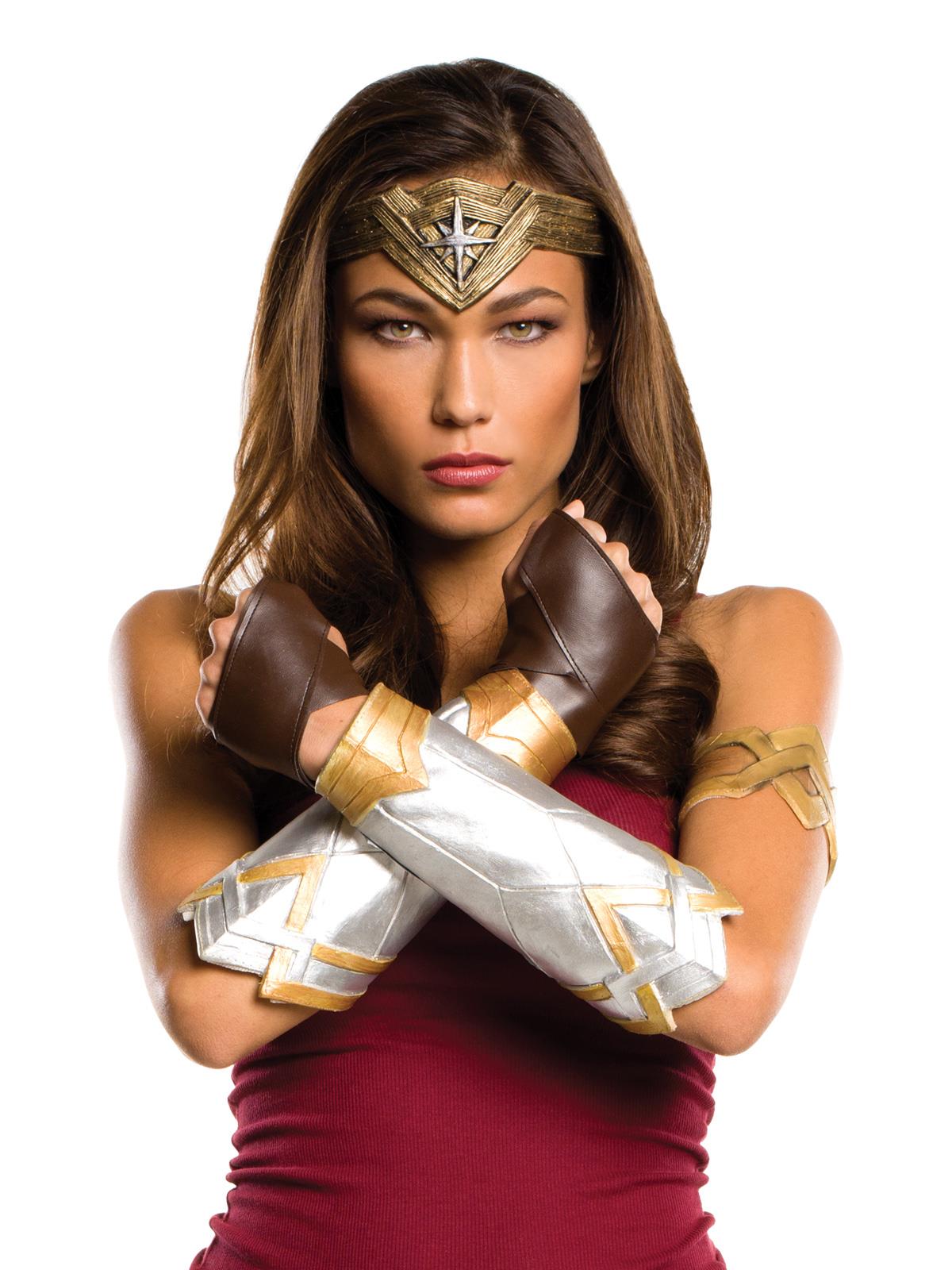 Wonder Woman Deluxe Adult Accessory Kit Costume Accessories