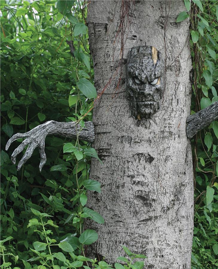 Spooky Living Tree Decor Halloween Prop