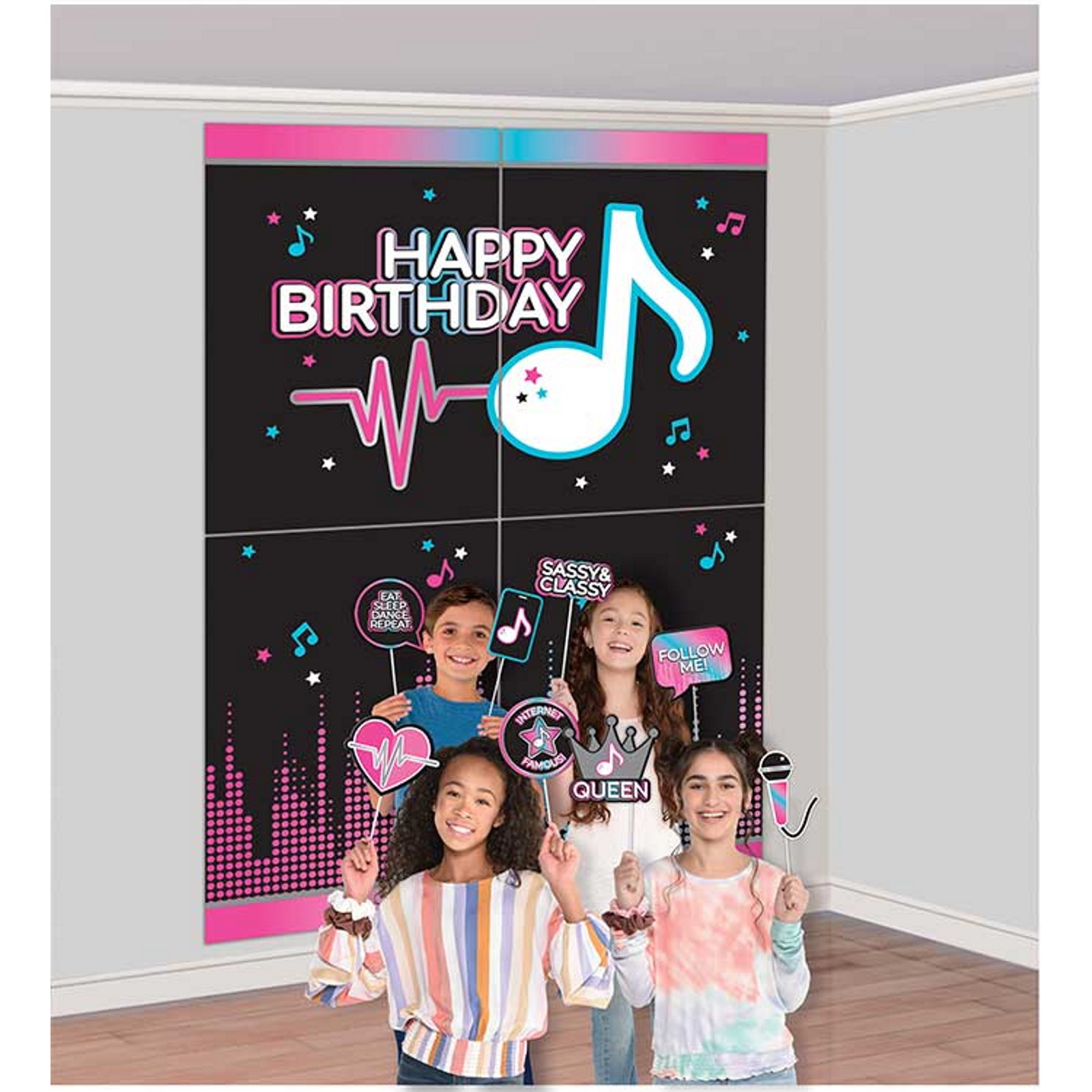 Internet Famous Scene Setter With Photo Props